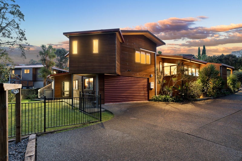 37 Kiteroa Terrace, Rothesay Bay, Auckland - Carousel 2