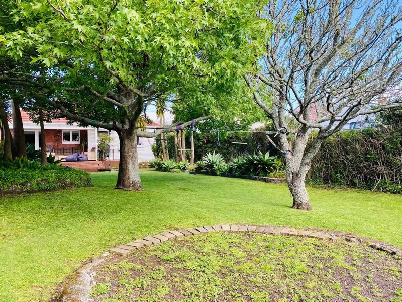 17 Whitworth Road, Mount Eden, Auckland - Carousel 13
