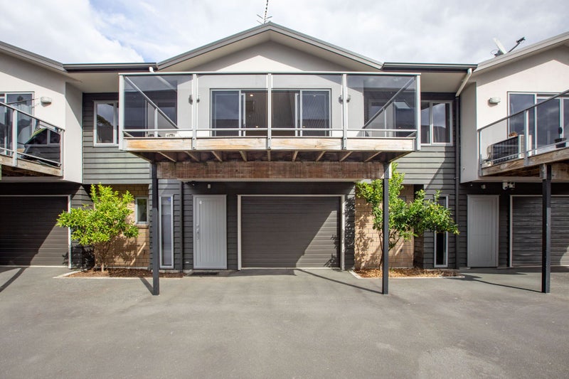 3/10 Dowding Street, Melville, Hamilton - Carousel 1