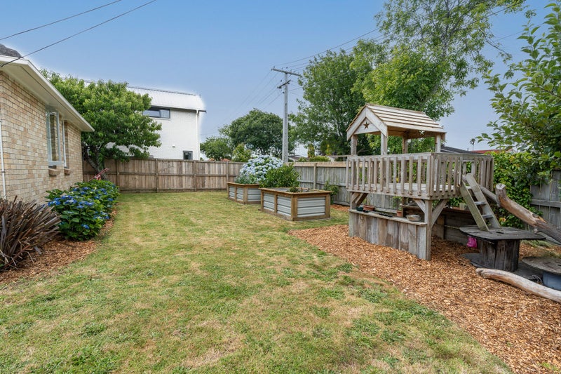 45 Yeats Crescent, Fairfield, Hamilton - Carousel 15