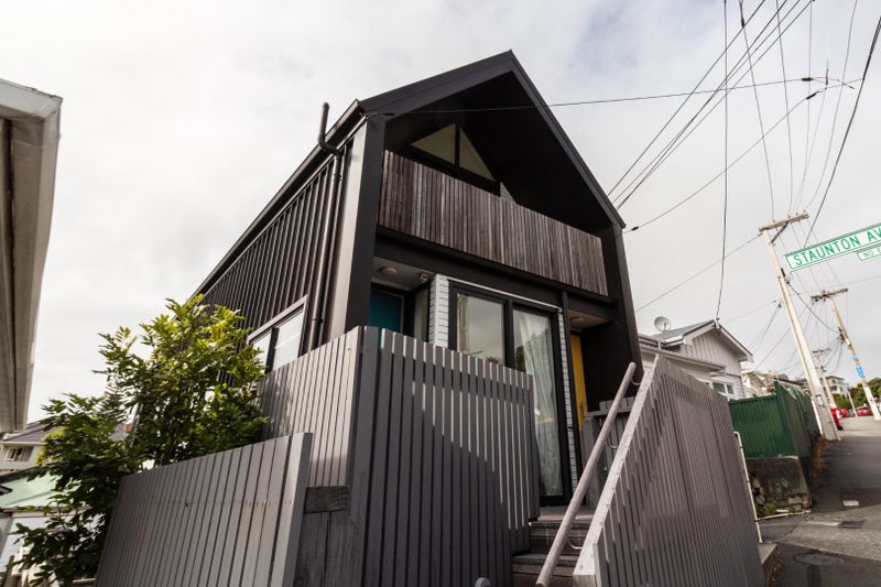 2/17 Nairn Street, Mount Cook, Wellington - Carousel 15