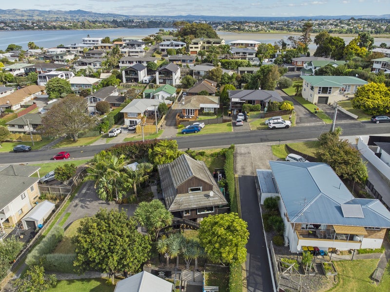 17 Milton Road, Otumoetai, Tauranga - Carousel 20