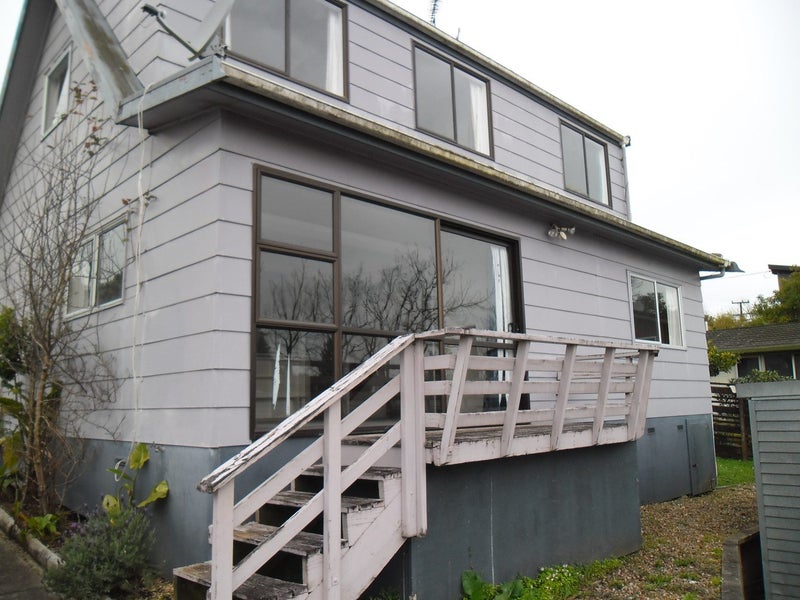 61 Gibson Road, Dinsdale, Hamilton - Carousel 13