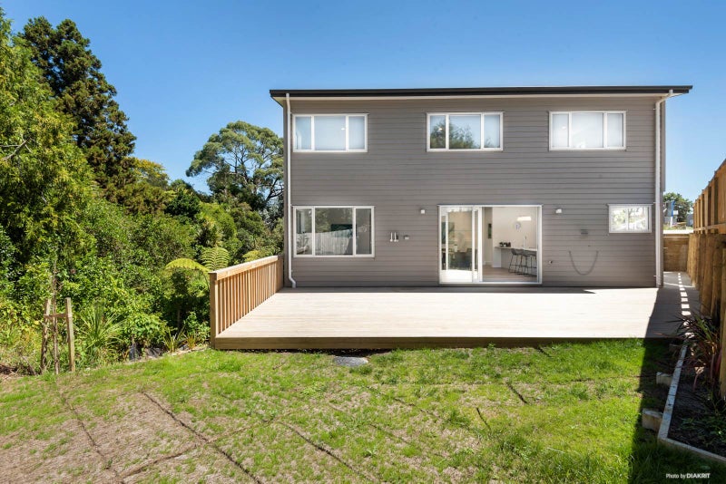 35 Sunshine Boulevard, Sunnyvale, Auckland - Carousel 2