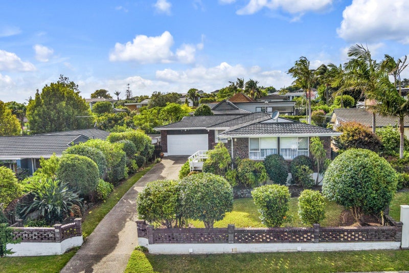 146 Fisher Parade, Farm Cove, Auckland - Carousel 1