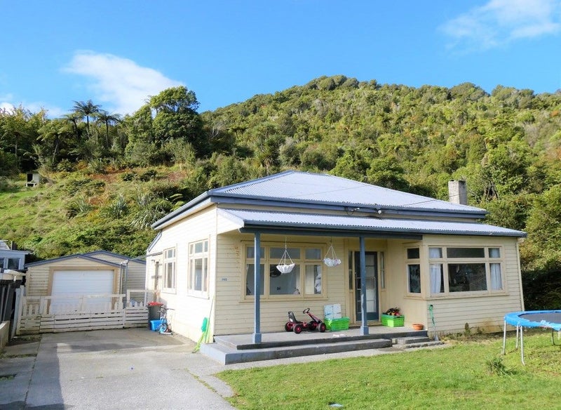 165 Ward Street, Cobden, Greymouth - Carousel 1
