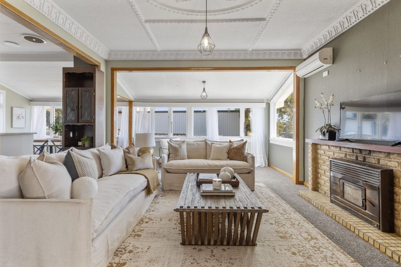 164 Mangorei Road, Merrilands, New Plymouth - Carousel 2