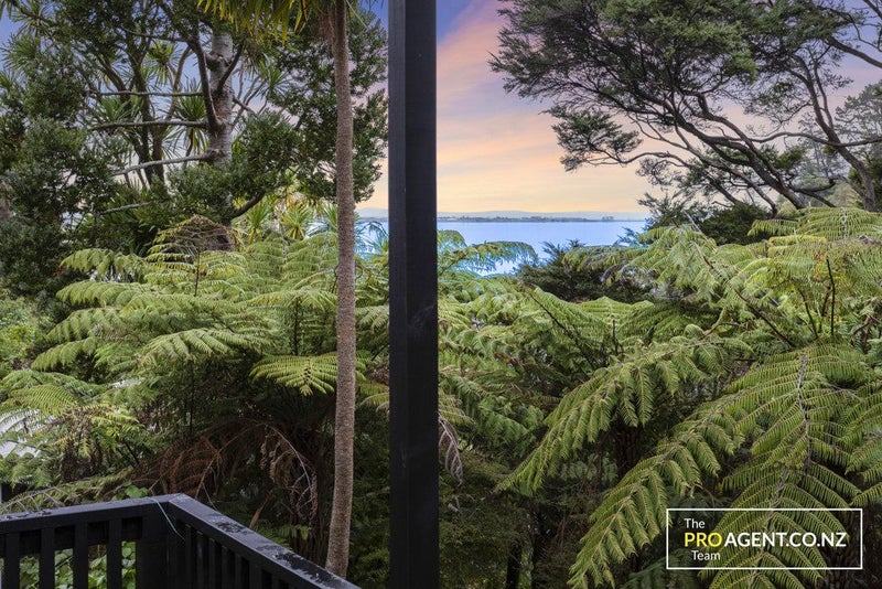 74 Warner Park Avenue, Laingholm, Auckland - Carousel 2