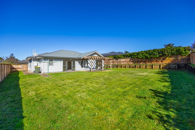 6 Malbec Place, Huapai, Kumeu - Carousel 2