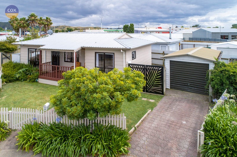 1/40 TOWNSHEND , GREENMEADOWS, NAPIER - Carousel 1