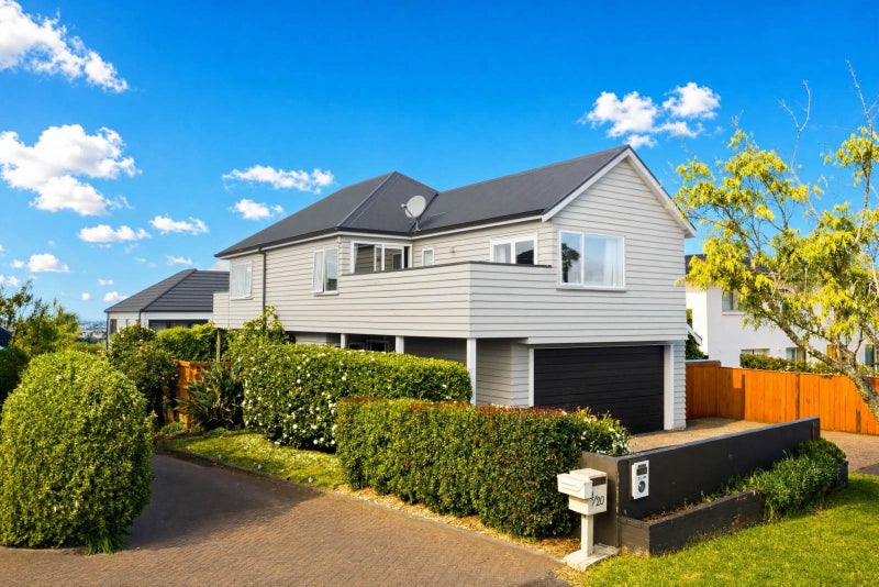 2/20 Tui Glen Road, Birkenhead, North Shore City, Auckland - Carousel 1