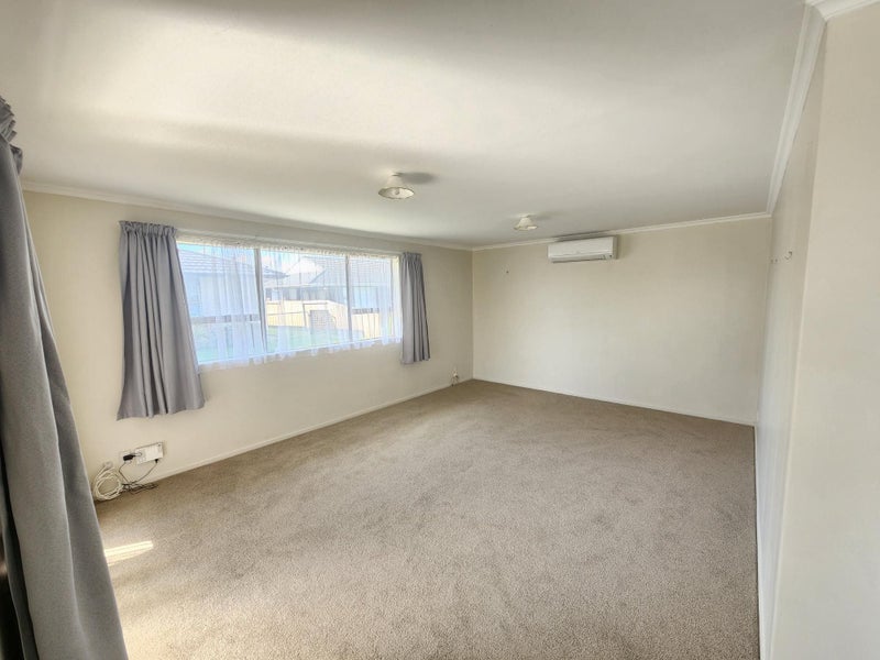 1/370 Tremaine Avenue, Takaro, Palmerston North - Carousel 2