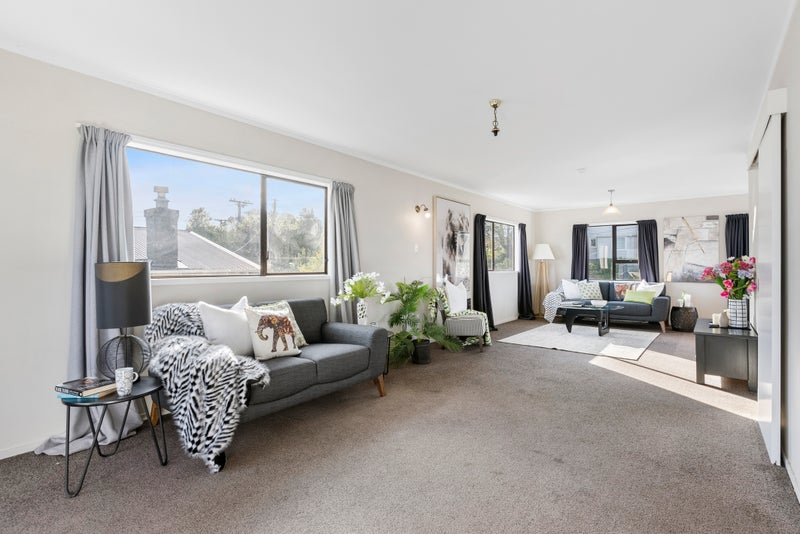 1/90 Namata Road, Onehunga, Auckland - Carousel 2