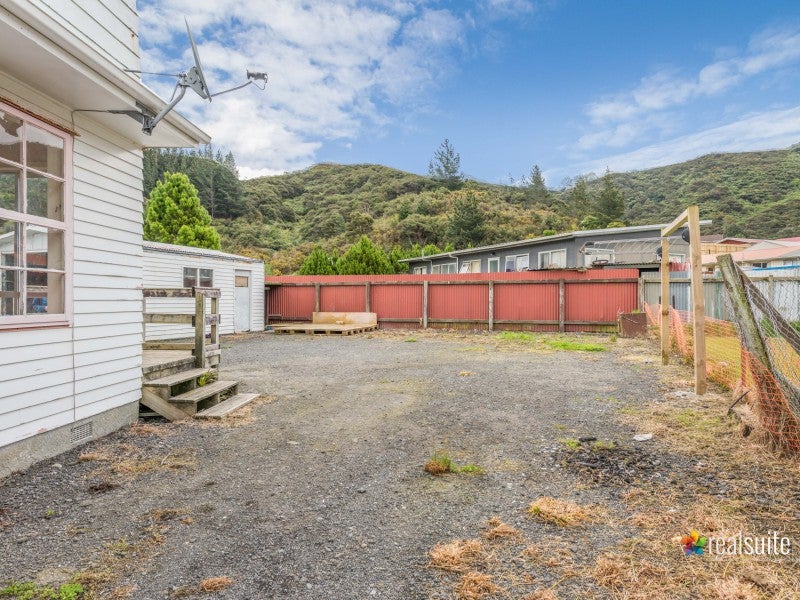 23 Hamstead Street, Wainuiomata, Lower Hutt - Carousel 22