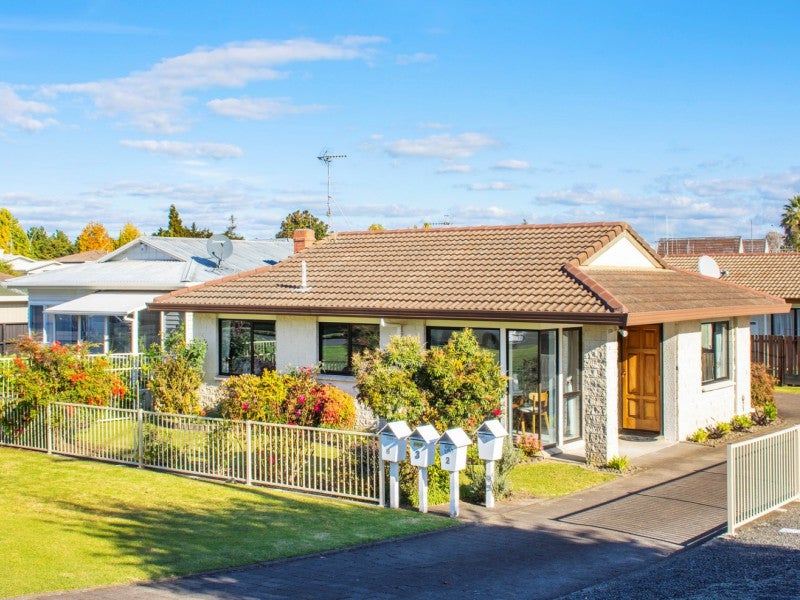 200 Fourteenth Avenue, Tauranga South, Tauranga - Carousel 1