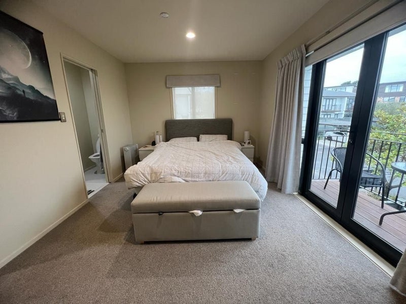 61/3 Burton Street, Grafton, Auckland - Carousel 2