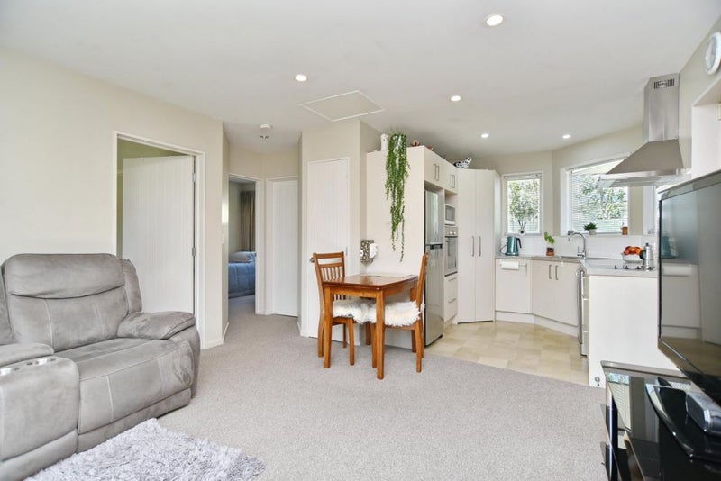 3/661 Worcester Street, Linwood, Christchurch - Carousel 2