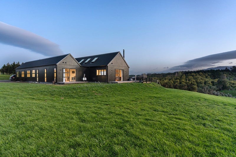 205 Henry Road, Katikati - Carousel 2