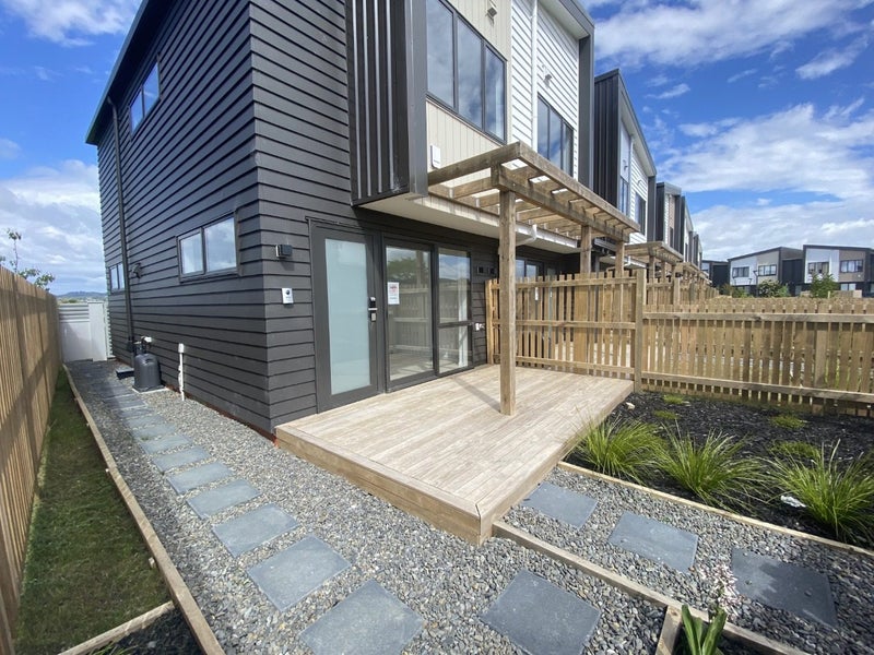 68 Elm Street, Avondale, Auckland - Carousel 2