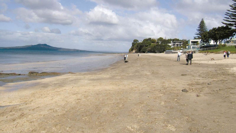 2/27 Park Rise, Campbells Bay, Auckland - Carousel 50