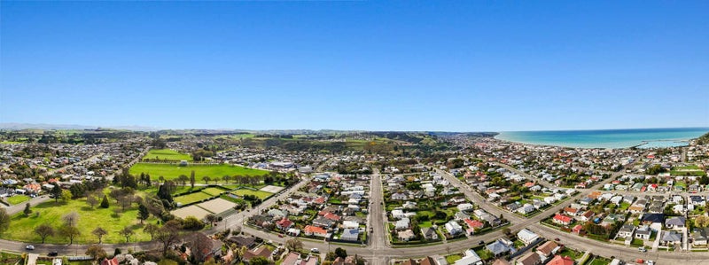 14 Mersey Street, South Hill, Oamaru - Carousel 32