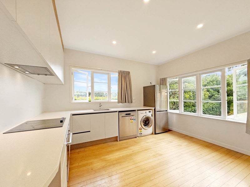 6 Tay Street, Grey Lynn, Auckland - Carousel 2