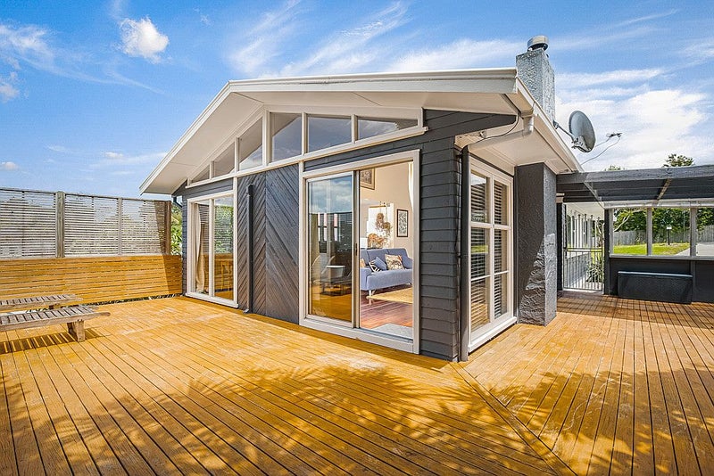 241 Glengarry Road, Glen Eden, Auckland - Carousel 2