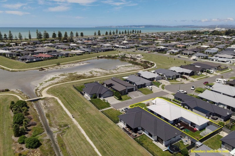 17 Ruakituri Place, Te Awa, Napier - Carousel 19