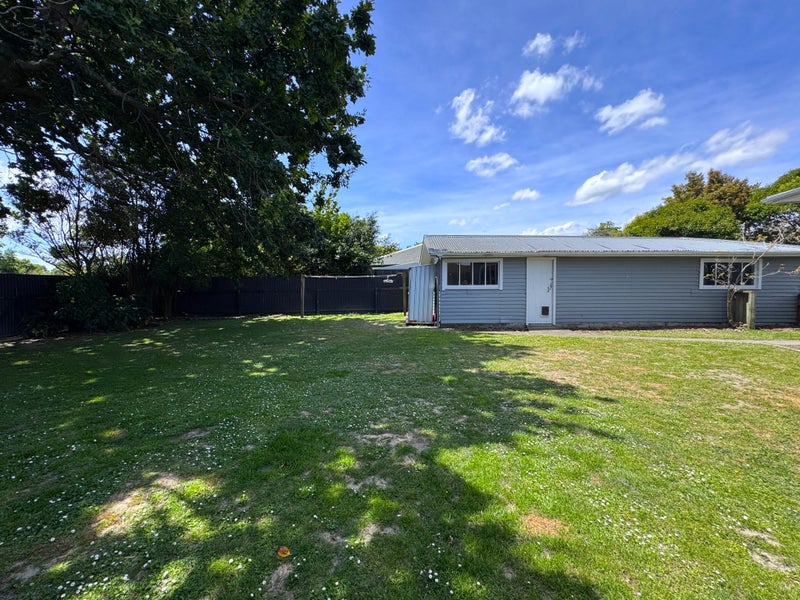 14 Austin Place, Awapuni, Palmerston North - Carousel 17
