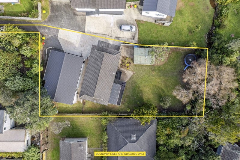 21 Leo Street, Glen Eden, Auckland - Carousel 2