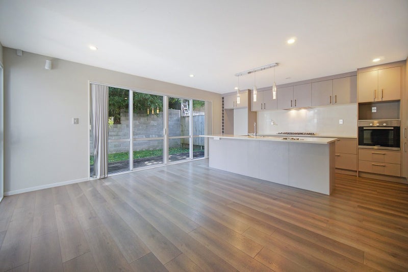 4/48 Mays Road, Te Papapa, Auckland - Carousel 2