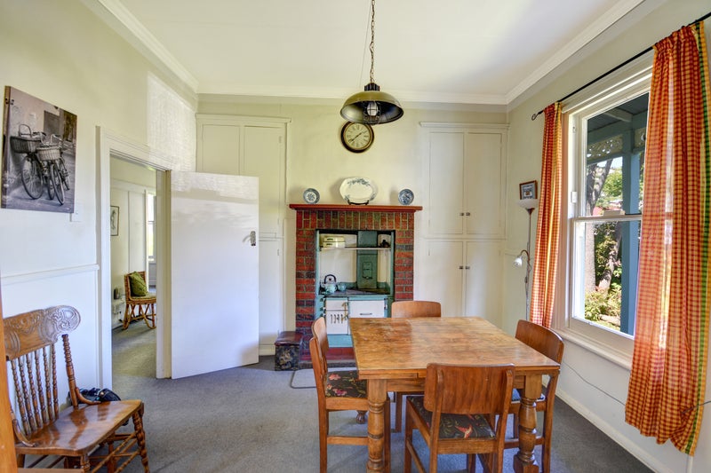 1 Ainslee Place, North East Valley, Dunedin - Carousel 2