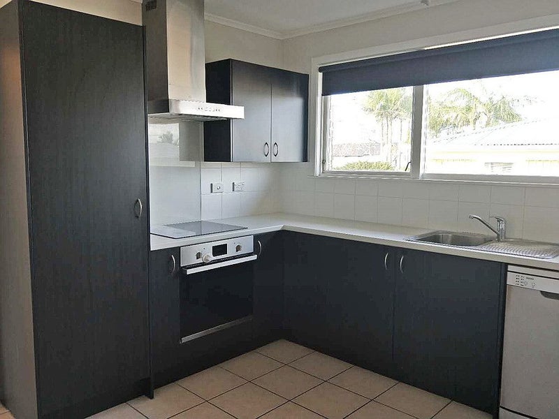 1/11 Allenby Road, Panmure, Auckland - Carousel 2