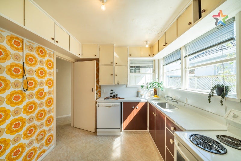 25 Kingston Street, Boulcott, Lower Hutt - Carousel 25