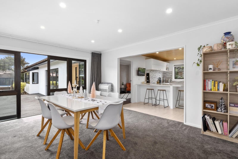 215 Bay View Road, Saint Clair, Dunedin - Carousel 2