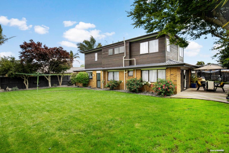 13 Jessika Place, Conifer Grove, Takanini - Carousel 2