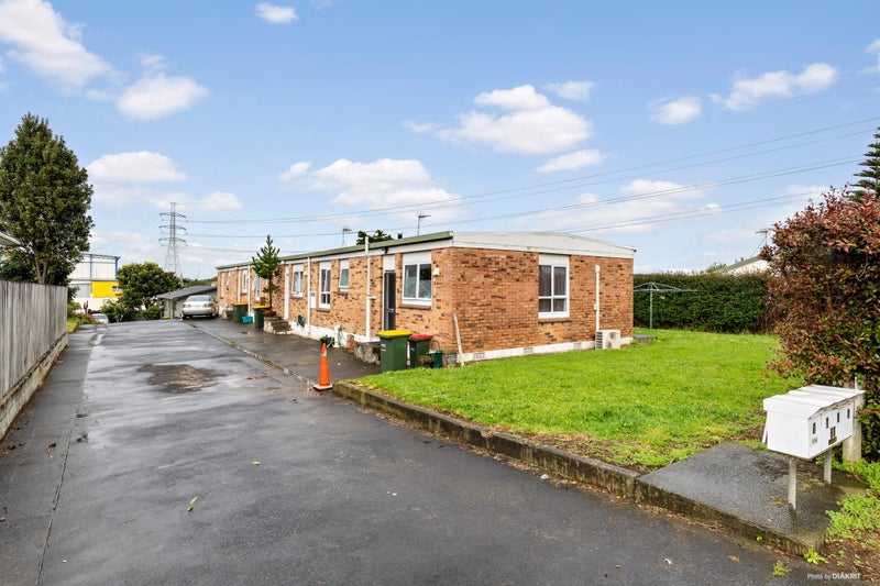 1/37 Takanini Road, Takanini, Auckland - Carousel 2