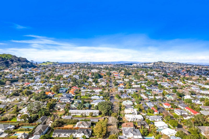 2/53 Grange Road, Mount Eden, Auckland - Carousel 34