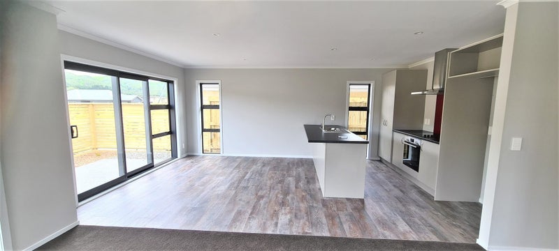 1 Te Ara o Roimata, Wainuiomata, Lower Hutt - Carousel 8