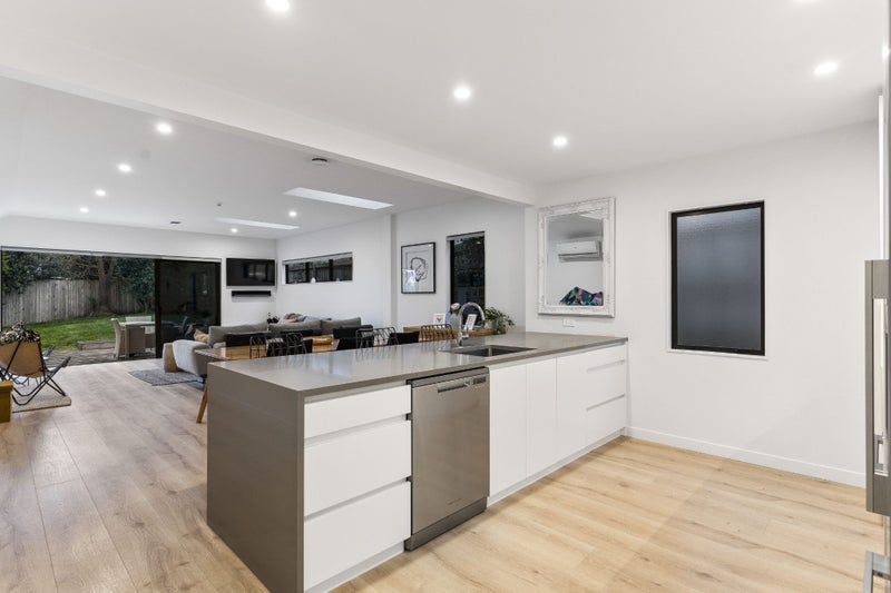 35 Sudeley Street, Orakei, Auckland - Carousel 1