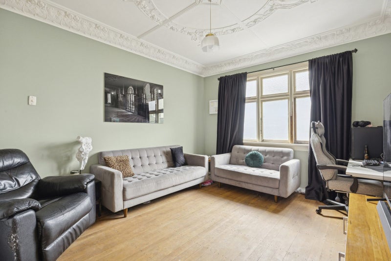 25 Normanby Street, Saint Kilda, Dunedin - Carousel 1