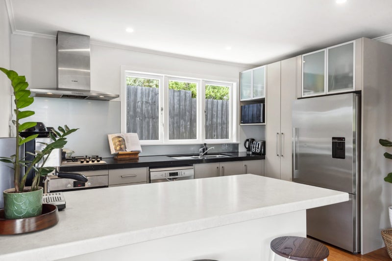 286A Rangatira Road, Beach Haven, Auckland - Carousel 2