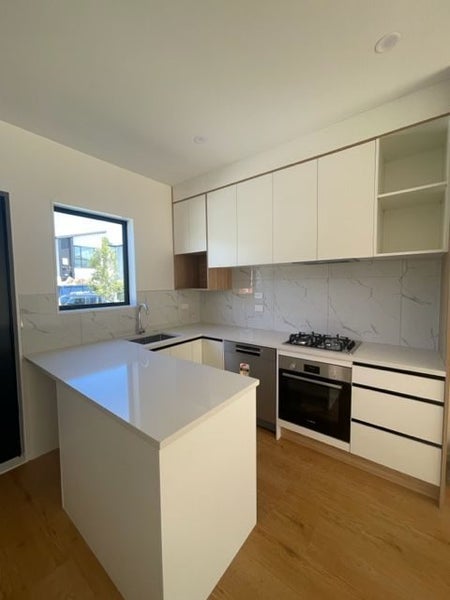 12 Bei Road, Papakura, Papakura - Carousel 10