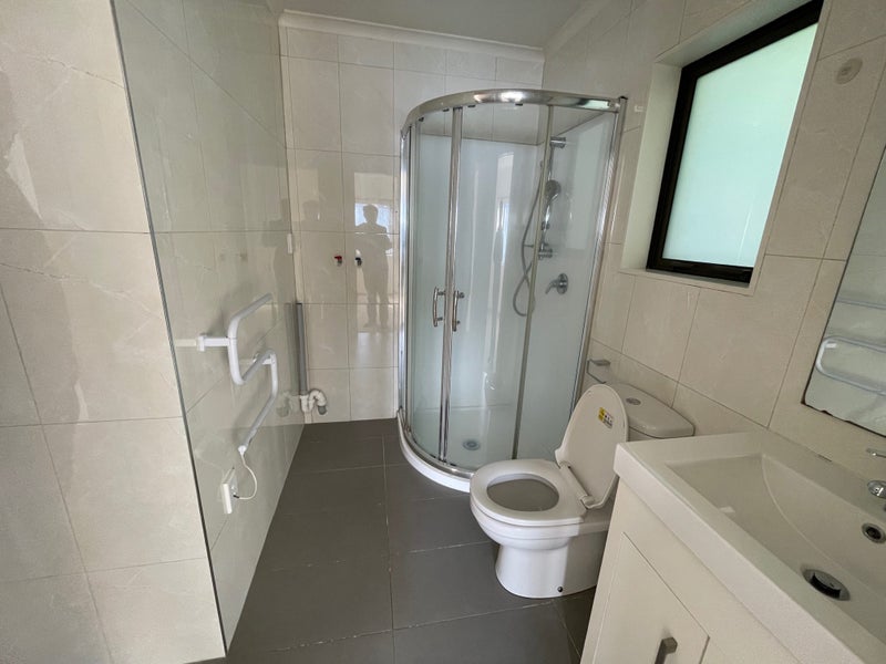 11 Correa Court, Goodwood Heights, Auckland - Carousel 11