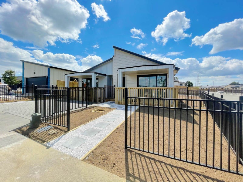 3A Karihi Road, Karaka, Papakura - Carousel 1