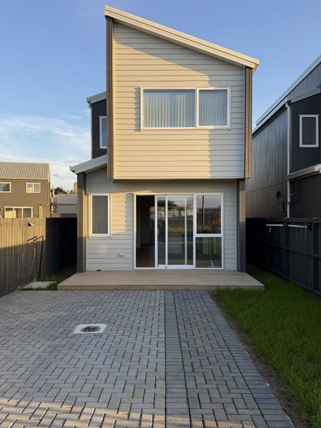 7 Taiheru Road, Karaka, Papakura - Carousel 2