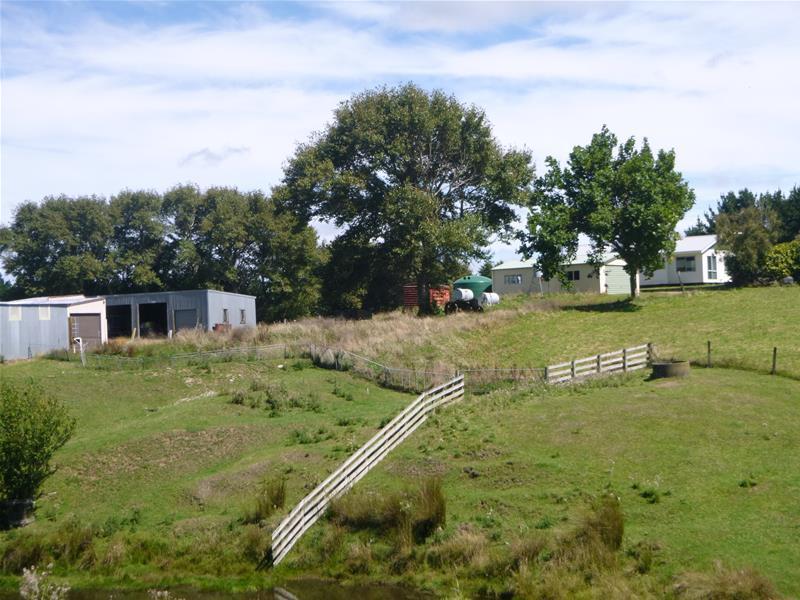 543 Finnerty Road, Cardiff, Stratford - Carousel 2