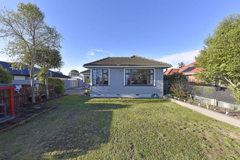 146 Wainoni Road, Avondale, Christchurch - Carousel 1