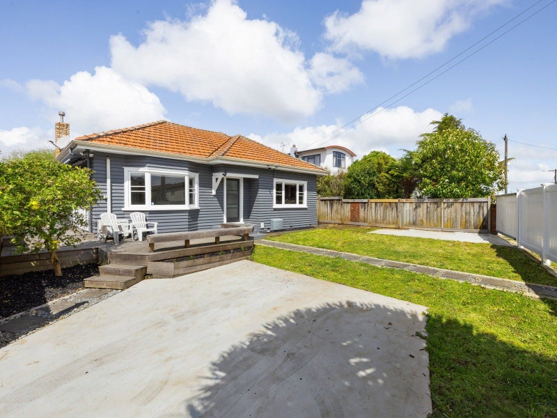 10 Dudley Terrace, Frankton, Hamilton - Carousel 2