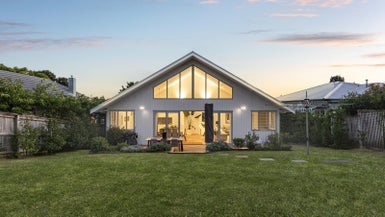 10 Harapaki Road, Meadowbank, Auckland - Carousel 1